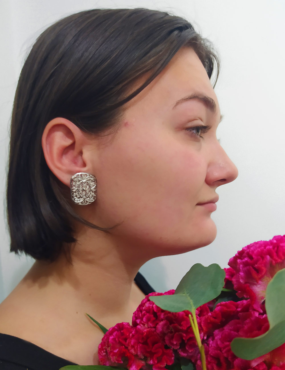 Stříbrné náušnice a náramek s florálními motivy, Německo