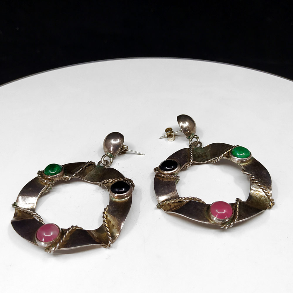 Stříbrné náušnice s onyxem, růženínem a malachitem, Taxco, Mexiko