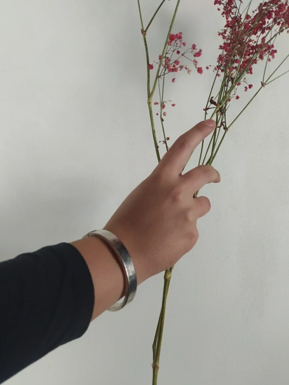 Stříbrný náramek, kruh