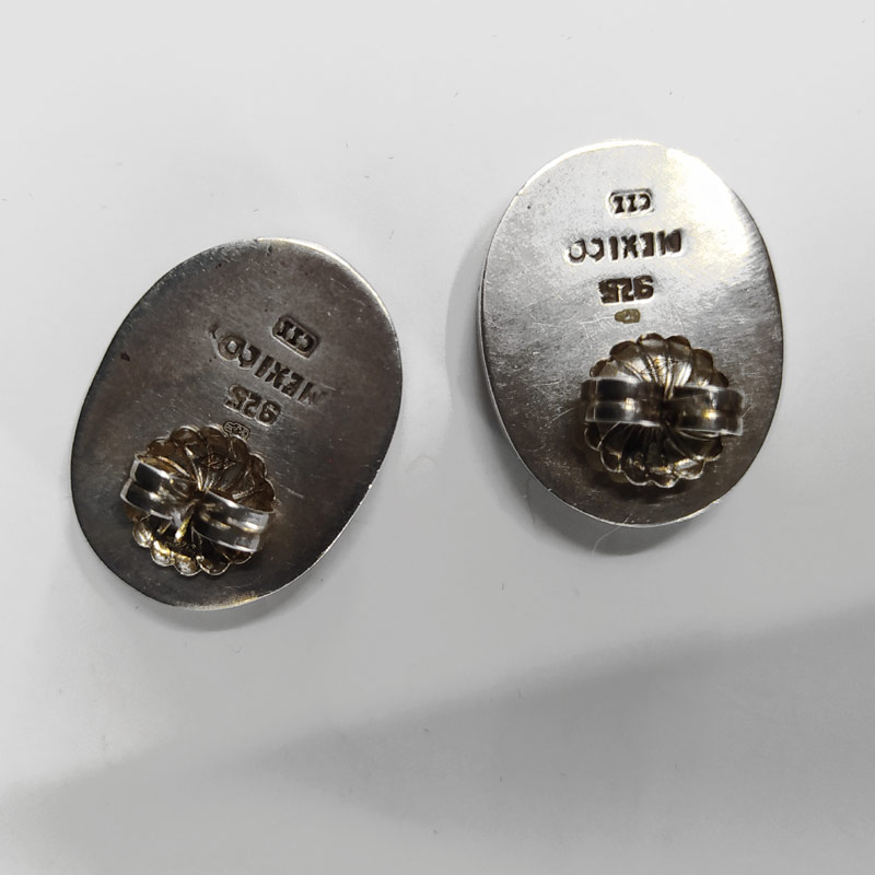 Stříbrné náušnice se sodalitem, malachitem, tyrkysem, původ: Mexiko