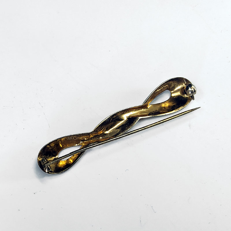 Stříbrná brož s markazity – šperkař Theodor Fahrner