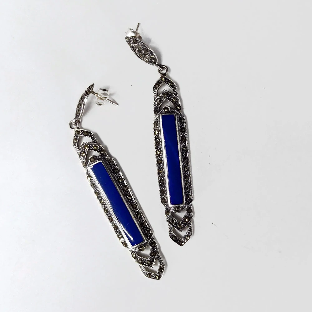 Stříbrné náušnice s markazity a modrými kameny v duchu Art deca