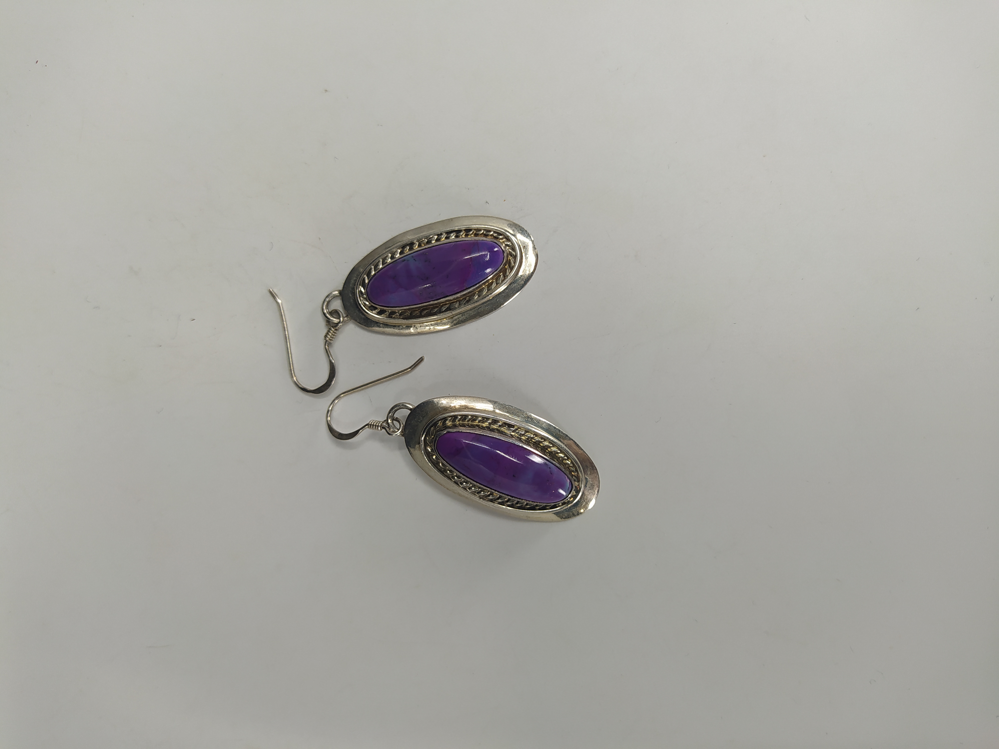 Visací náušnice ze sterlingového stříbra s fialovými kameny, Taxco, Mexiko