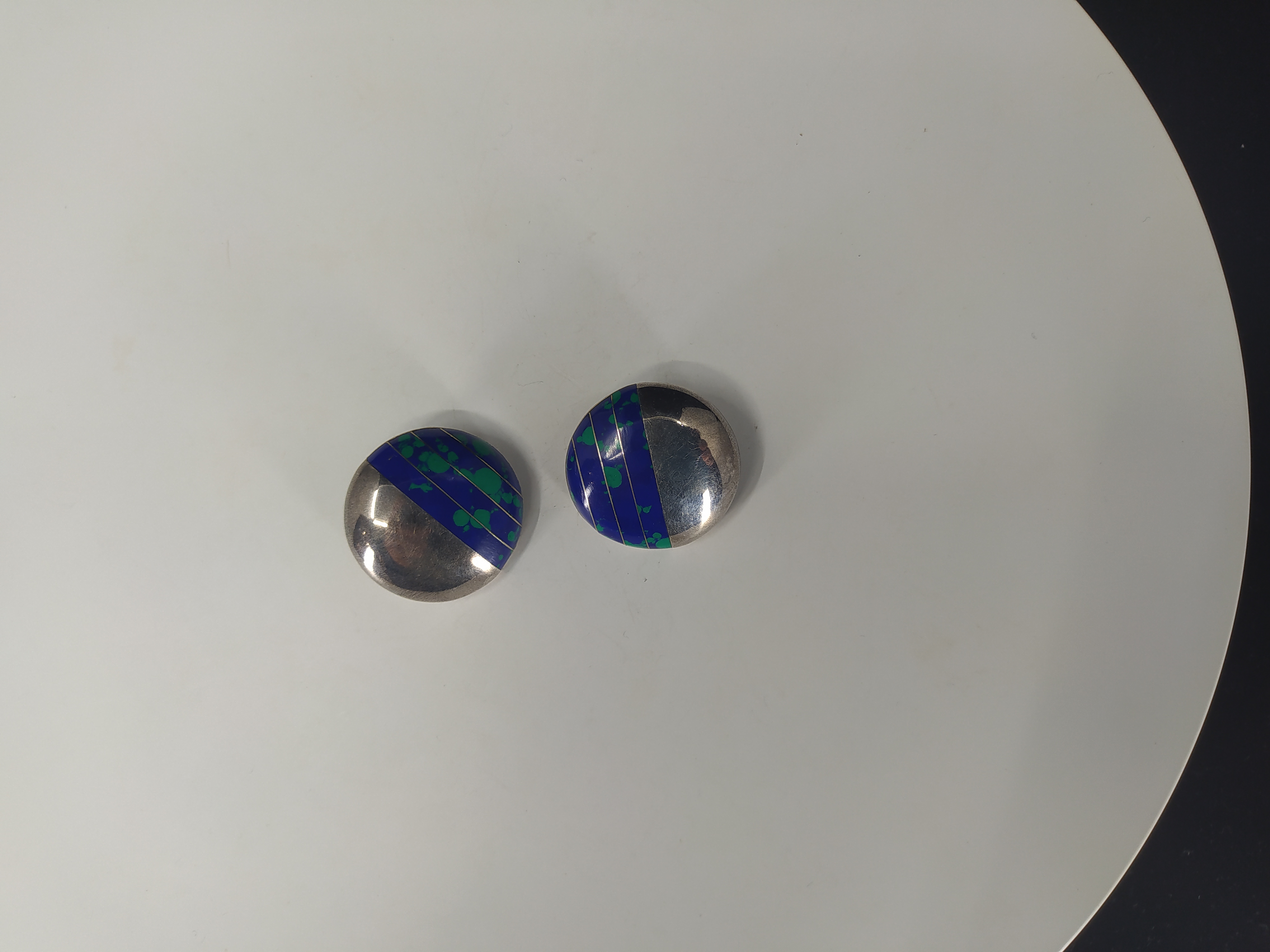 Stříbrné náušnice klipsy se sodalitem, původ: Taxco, Mexiko