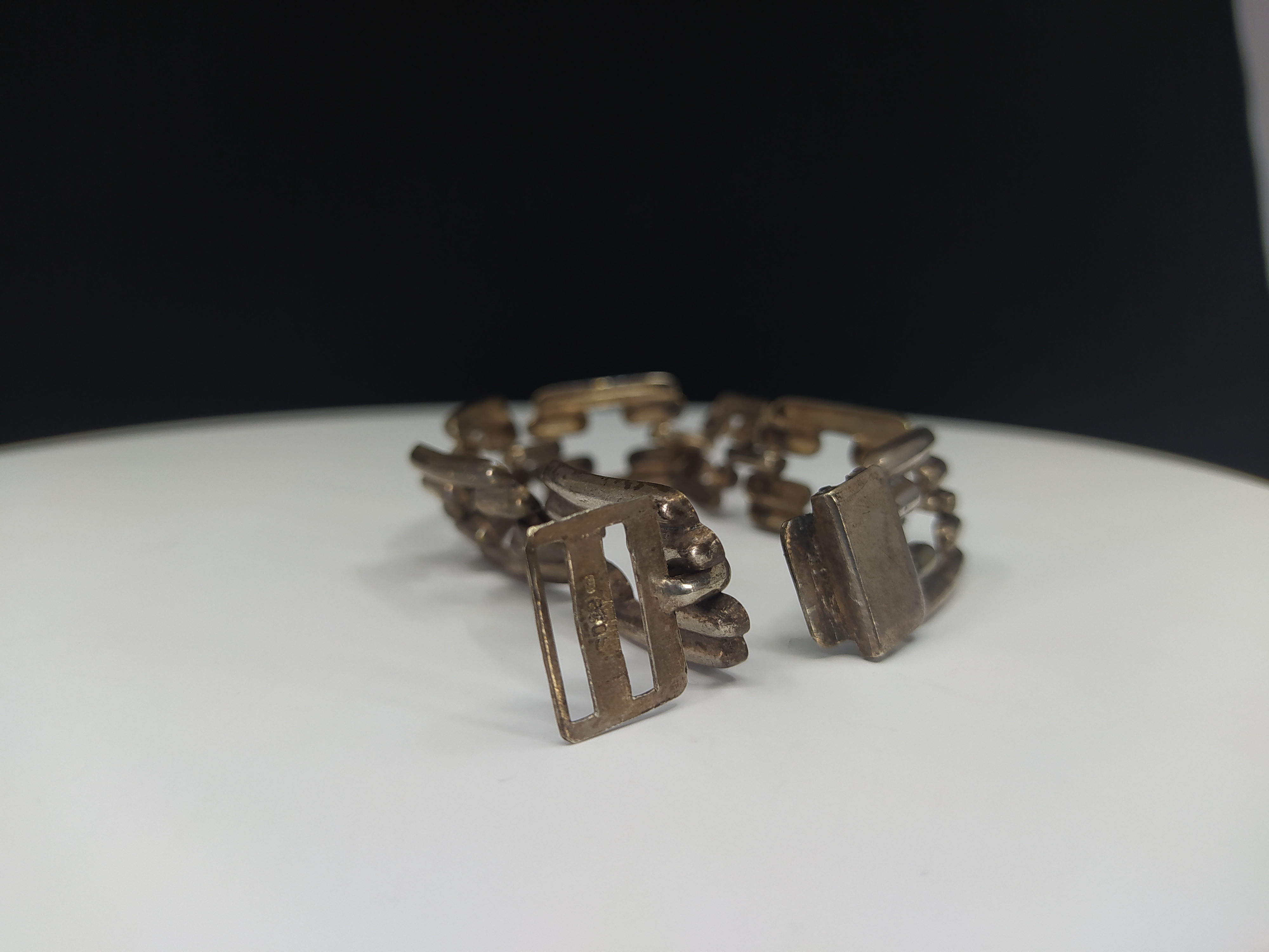 Stříbrný geometrický článkový náramek, Německo