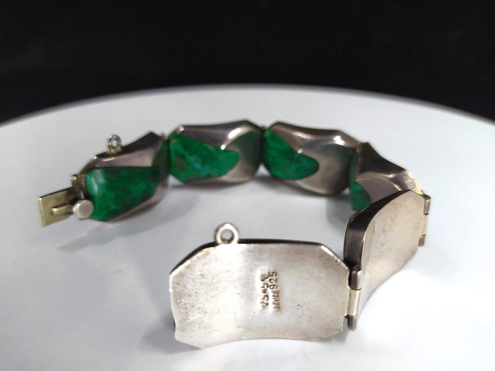 Sada stříbrných šperků v kombinaci s mědí, náhrdelník, náramek a náušnice, Mexiko