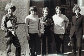 Rysová Hana – Viktor Sodoma, Radim Hladík – The Matadors, velkoformátová autorská fotografie, 1968