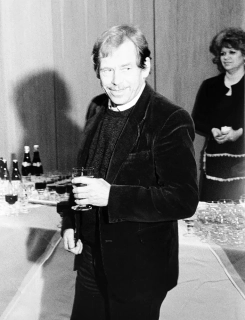 Rysová Hana – Václav Havel, autorská fotografie, 1. 4. 1990
